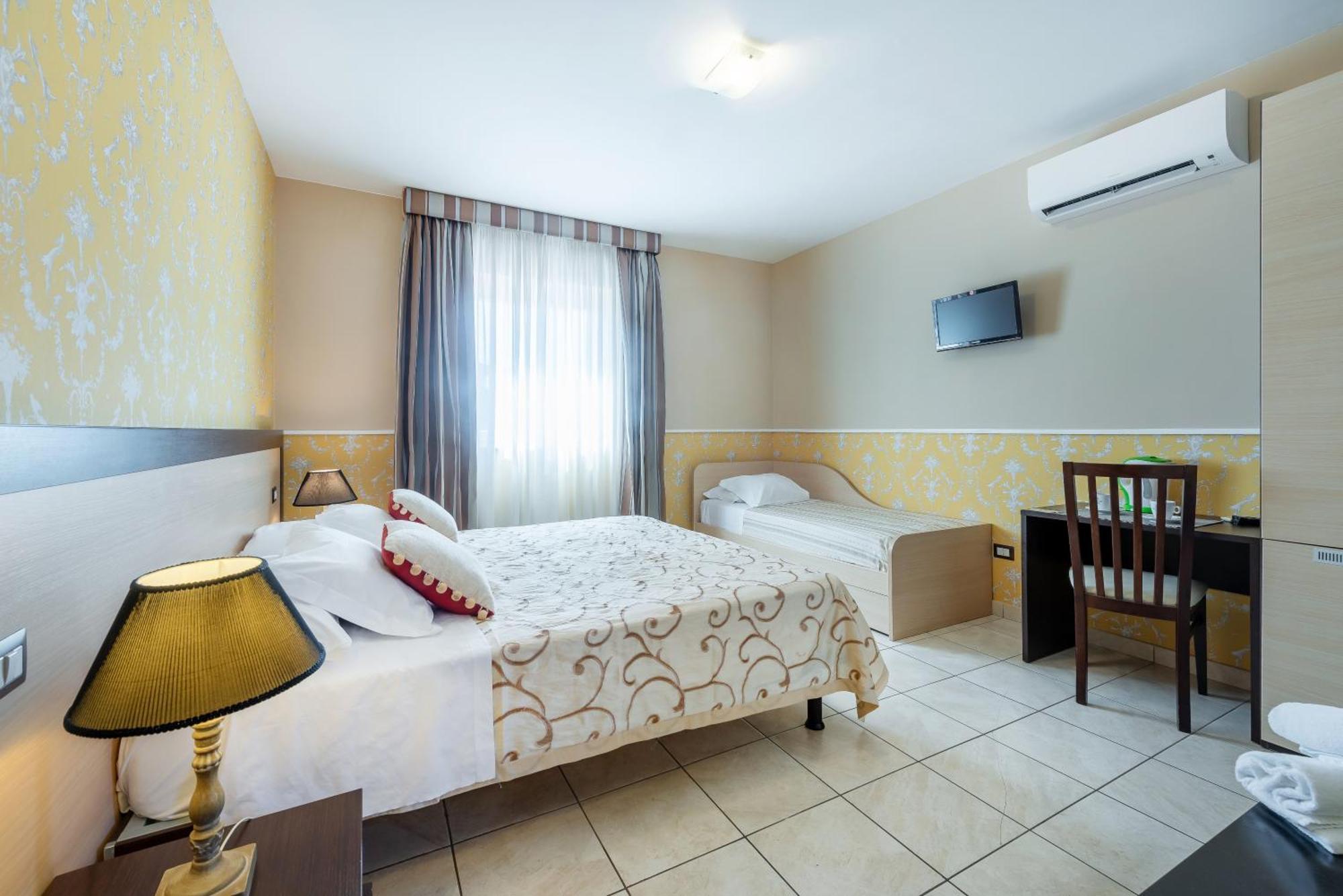 Hotel De La Ville Relais Fiumicino Buitenkant foto