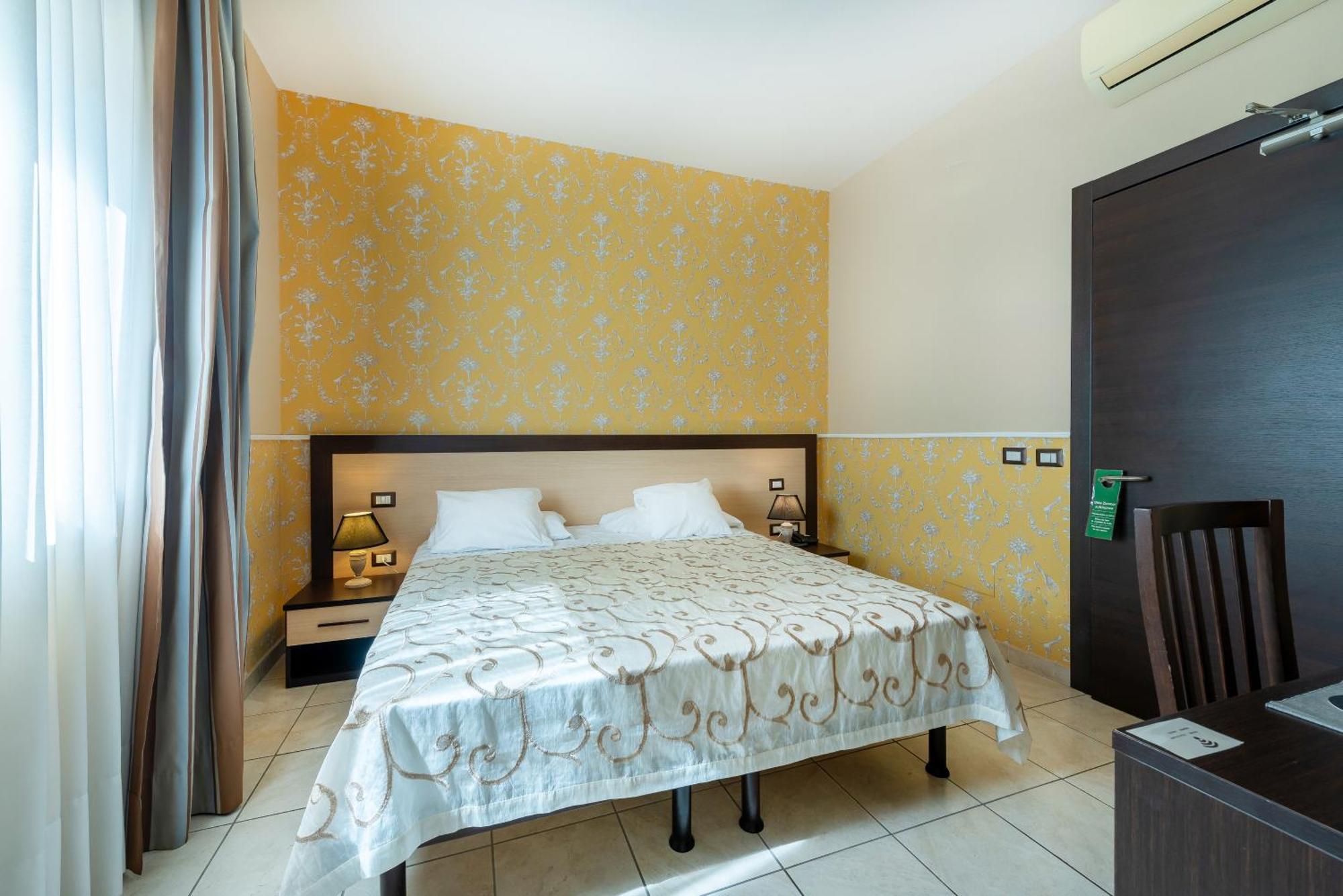 Hotel De La Ville Relais Fiumicino Buitenkant foto
