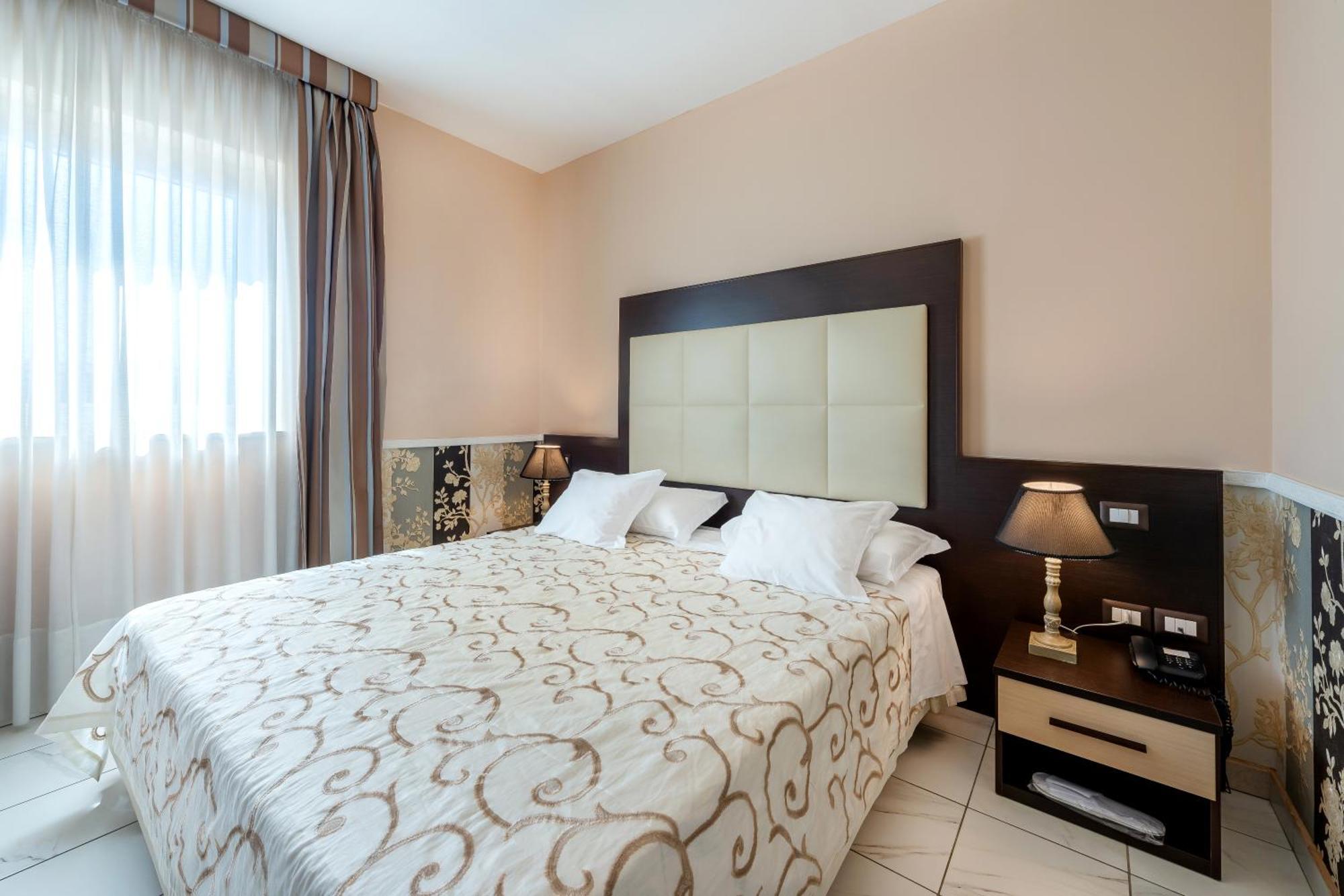 Hotel De La Ville Relais Fiumicino Buitenkant foto