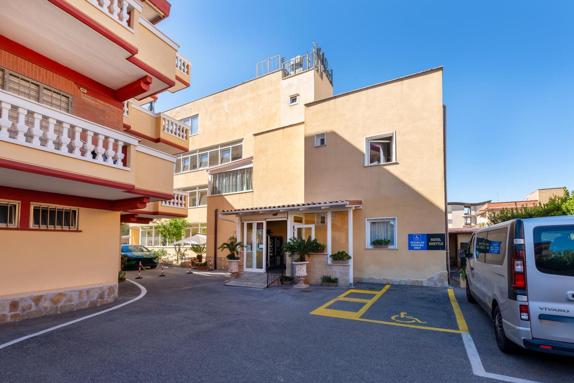Hotel De La Ville Relais Fiumicino Buitenkant foto
